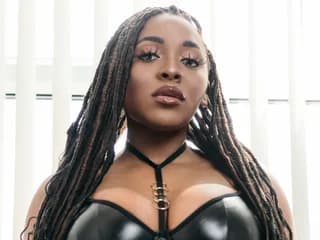 WebCAM of AnnaliseMoretti