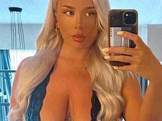 WebCAM of BritishBlondeBabydoll
