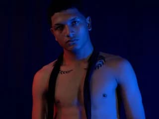 DeibyHotLatin WebCAM 