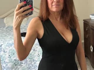 LargePussylips WebCAM 