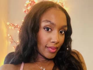 WebCAM of LusciousBerry