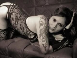 WebCAM of camila_dark